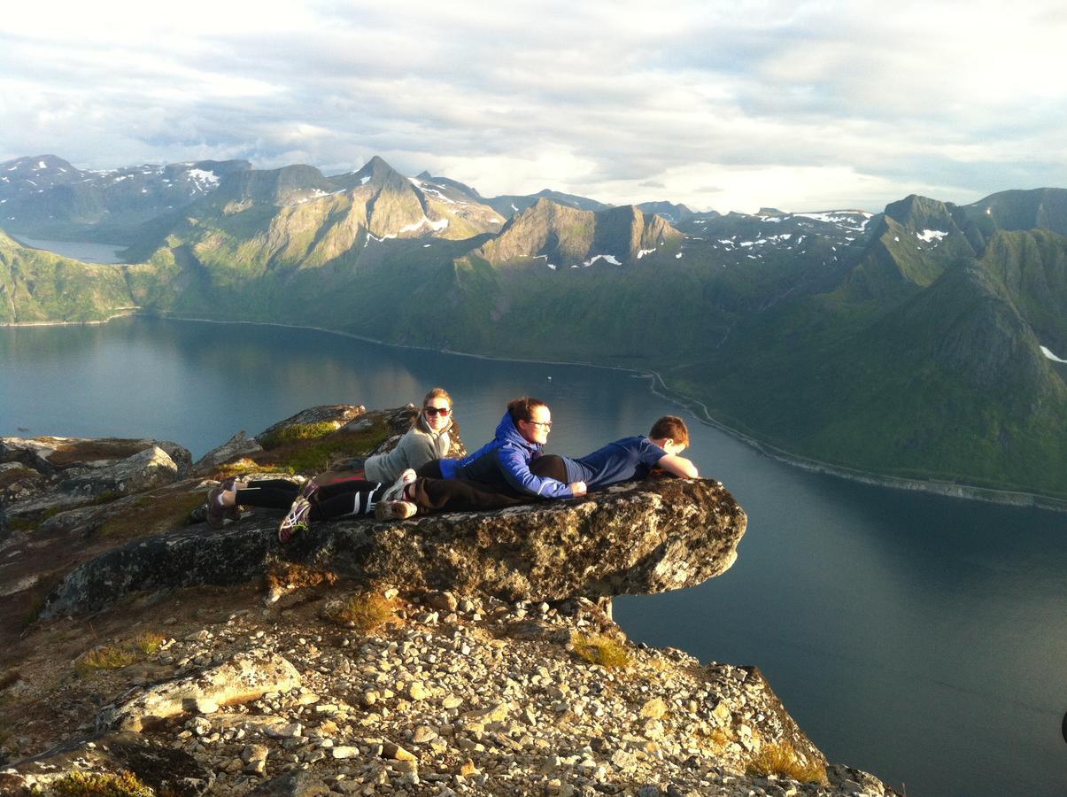 Апартаменты Visit Leif At Senja Gibostad Экстерьер фото